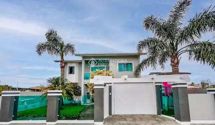 Casa com 3 quartos à venda na MANOEL ROMAO PACHECO, 150, Areais da Palhocinha, Garopaba, 200 m2 por R$ 1.790.000
