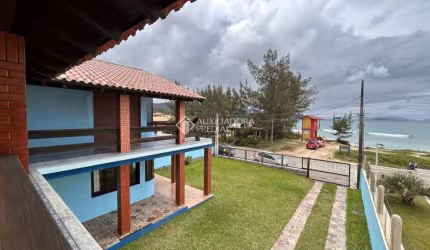 Casa com 5 quartos à venda na GIOVANI LUIZ PIUCCO, 75, Ferraz, Garopaba, 280 m2 por R$ 4.325.000