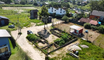 Terreno à venda na Geral de Ibiraquera, s/n, 15683, Ibiraquera, Imbituba, 473 m2 por R$ 300.000
