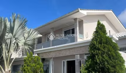 Casa com 3 quartos à venda na Tarumã, 6532, Enseada de Brito, Palhoça, 153 m2 por R$ 900.000