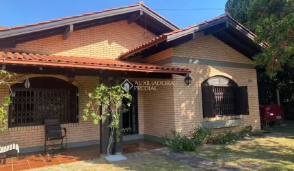 Casa com 3 quartos à venda na São Miguel, 289, Centro, Garopaba, 245 m2 por R$ 2.771.000