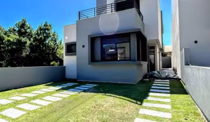 Casa com 3 quartos à venda na JOSE CUSTODIO PEREIRA, 1560, Centro, Garopaba, 164 m2 por R$ 1.650.000