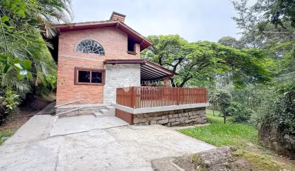 Casa com 3 quartos à venda na Leonildo Peirão, 112, Grama, Garopaba, 110 m2 por R$ 1.000.000