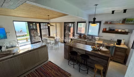 Casa em condomínio fechado com 6 quartos à venda na Geral do Rosa, 1285, Grama, Garopaba, 221 m2 por R$ 2.100.000