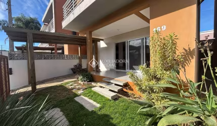 Casa com 3 quartos à venda na Vita Pereira Da Encarnação, 169, Ambrósio, Garopaba, 106 m2 por R$ 800.000