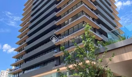 Apartamento com 1 quarto à venda na Avenida Carlos Gomes, 1130, Auxiliadora, Porto Alegre, 38 m2 por R$ 750.000