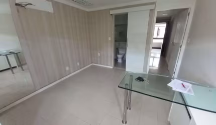 Sala venda com 29 metros Garibaldi