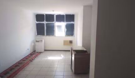Sala/Conjunto para aluguel possui 38 metros quadrados em Itapuã - Salvador - BA
