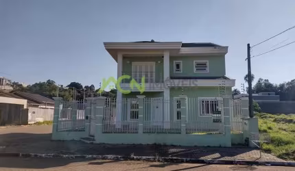 Casa/Sobrado com 4 dormitórios, 3 vagas cobertas, no bairro União, Estância Velha