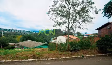 TERRENO com 453m², sendo 25m de frente, bairro Santa Lúcia - Campo Bom