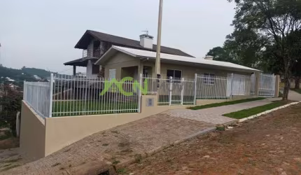 Casa com dois dormitórios no bairro Floresta em Estância Velha!!!