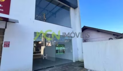 Loja comercial com mezanino, na Avenida Brasil, no Centro de Estância Velha