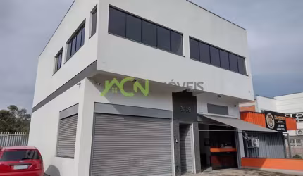 Prédio com 267,87m², 4 salas comerciais , Av. Presidente Lucena, no centro de Estância Velha