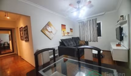 Apartamento em Jardim Topázio