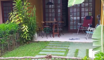 Casa em Condomínio em Massaguaçu