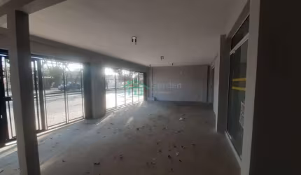 Prédio Comercial em Jardim das Indústrias