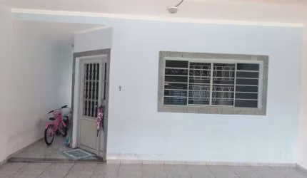 Sobrado em Residencial Bosque dos Ipês
