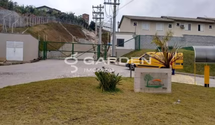 Casa em Condomínio em Jardim Colônia