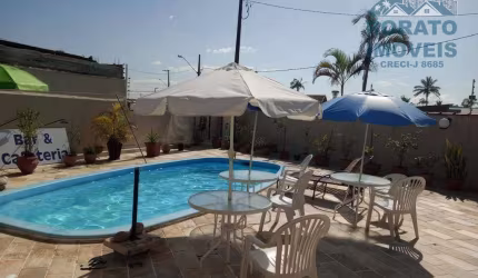 Sobrado em Praia Grande  -  Matinhos