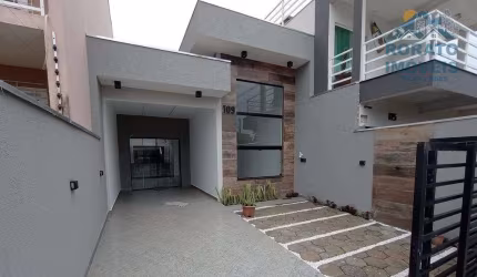 Casa em Canoas  -  Pontal do Paraná
