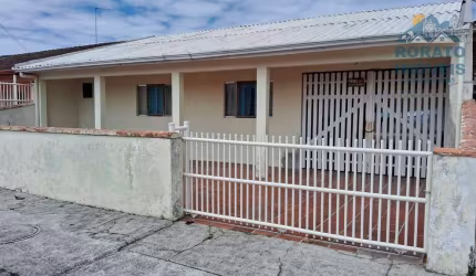 Casa em Riviera  -  Matinhos