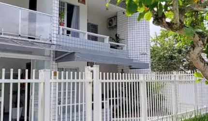 Apartamento em Flamingo  -  Matinhos