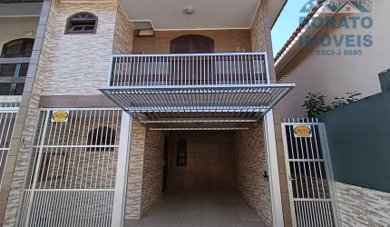 Sobrado em Bom Retiro - Matinhos, PR