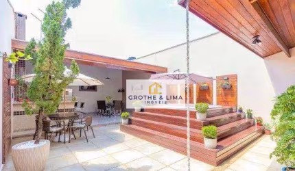 Sobrado com 3 dormitórios à venda, 219 m² por R$ 1.166.000,00 - Monte Castelo - São José dos Campos/SP