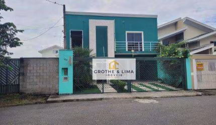 Casa com 4 dormitórios à venda  - Villa Branca - Jacareí/SP