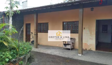 Casa com 3 dormitórios à venda, 180 m² por R$ 600.000,00 - Maria Augusta  - Taubaté/SP