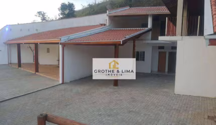 Linda Chácara com estrutura completa a venda
