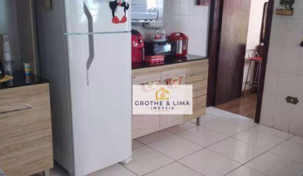 Sobrado com 3 dormitórios à venda, 120 m² por R$ 370.000,00 - Jardim das Cerejeiras - São José dos Campos/SP