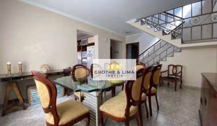 Sobrado com 5 dormitórios à venda, 250 m² por R$ 850.000,00 - Jardim Santa Clara - Taubaté/SP
