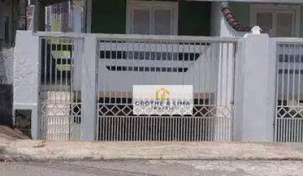 Sobrado com 3 dormitórios à venda, 143 m² por R$ 530.000 - Jardim das Indústrias - São José dos Campos/SP