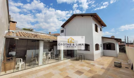 Sobrado com 3 dormitórios à venda, 250 m² por R$ 450.000,00 - Jardim Continental - Taubaté/SP