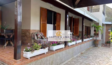 Sobrado com 6 dormitórios à venda, 535 m² por R$ 3.320.000,00 - Vila Zezé - Jacareí/SP