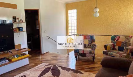 Sobrado com 4 dormitórios à venda, 245 m² por R$ 895.000,00 - Jardim Satélite - São José dos Campos/SP