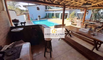 Chácara com 3 dormitórios, 1 suíte à venda, 735 m² - Jardim Santa Maria - São José dos Campos/SP