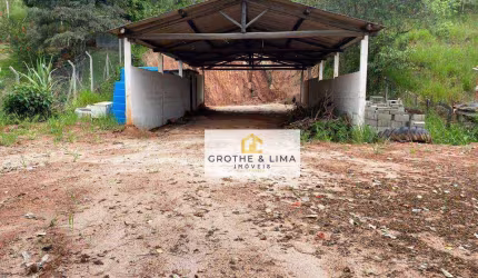 Ótima Chácara em Santa Branca; próximo a represa na Toca do leitão.