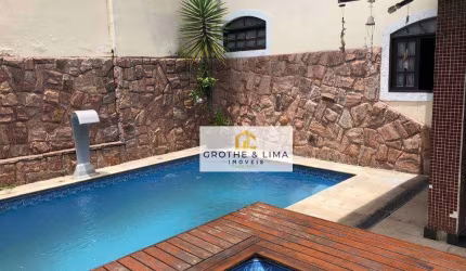 Sobrado espaçosa com piscina no Bosque dos Eucaliptos