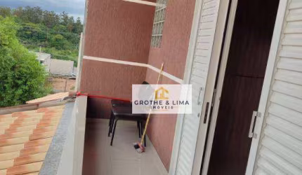 Sobrado Espaçoso com 4 Quartos, Suíte e Sacadas - Bairro Residencial Santa Paula, Jacareí SP!