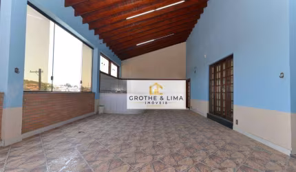 Casa com 2 dormitórios à venda, 220 m² por R$ 490.000,00 - Chácaras Silvestre - Taubaté/SP
