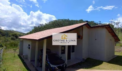 Casa com 3 dormitórios à venda, 174 m² por R$ 690.000,00 - Zona Rural - Santo Antônio do Pinhal/SP