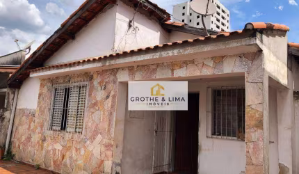 Casa com 3 dormitórios à venda, 180 m² por R$ 1.200.000 - Monte Castelo - São José dos Campos/SP