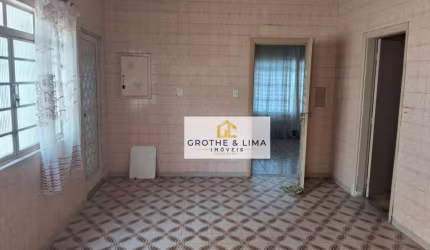 Casa com 3 dormitórios à venda, 250 m² por R$ 450.000,00 - Jardim Maria Augusta - Taubaté/SP