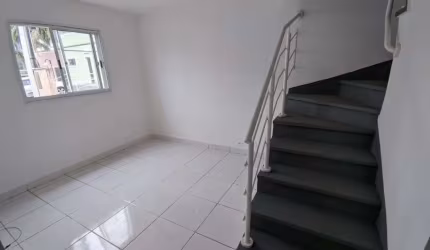 Sobrado com 2 dormitórios, 60 m² - venda por R$ 420.000,00 ou aluguel por R$ 2.515,00/mês - Monte Castelo - São José dos Campos/SP