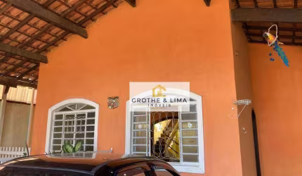 Sobrado com 5 dormitórios à venda, 196 m² por R$ 636.000 - Vila Tesouro - São José dos Campos/SP