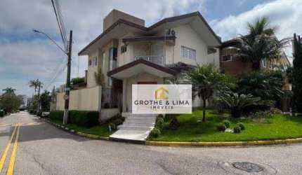 Sobrado com 3 suítes na Vila Branca