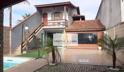 Venda: 03 Casas, independentes,   6 dormitórios, AC: 355m² AT: 450m² ótimo local, fácil acesso a Dutra e ao centro  cidade - Piracangaguá - Taubaté/SP