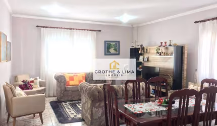 Sobrado com 3 dormitórios à venda, 190 m² por R$ 821.000,00 - Bosque dos Eucaliptos - São José dos Campos/SP